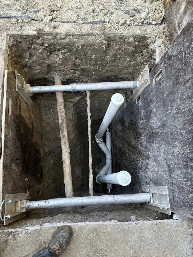 Experienced plumber completing Drain Cleaning work in Boulder